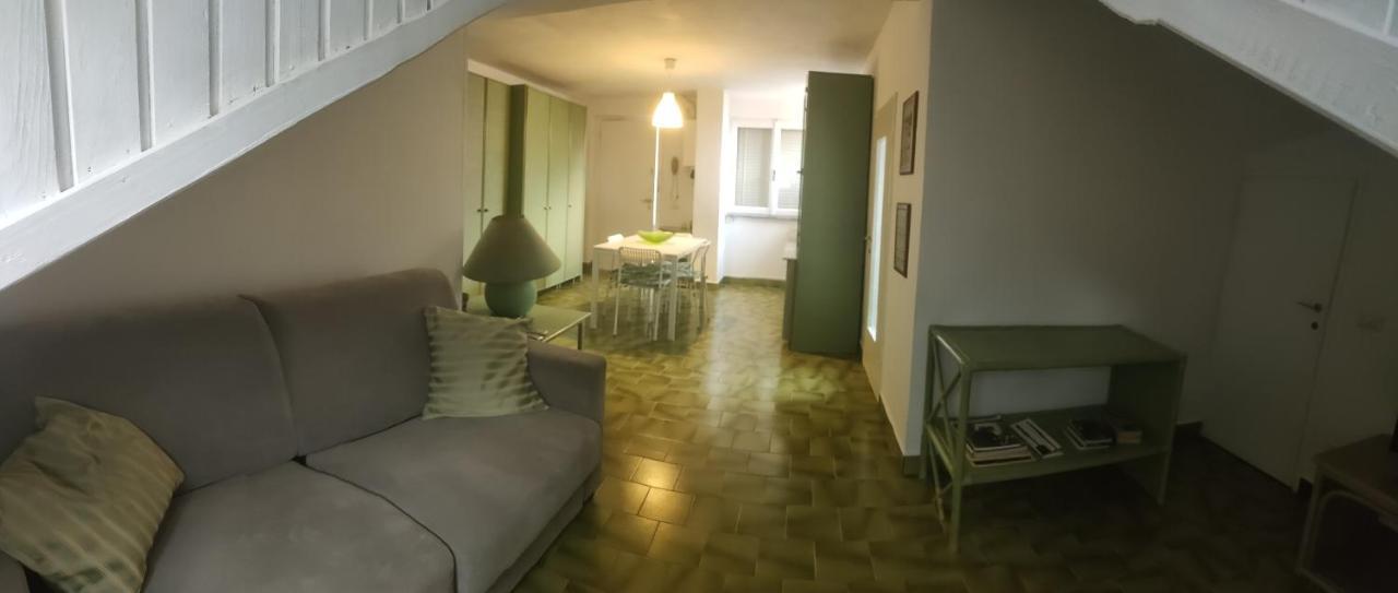 Appartamento La Mansarda Лекко Экстерьер фото